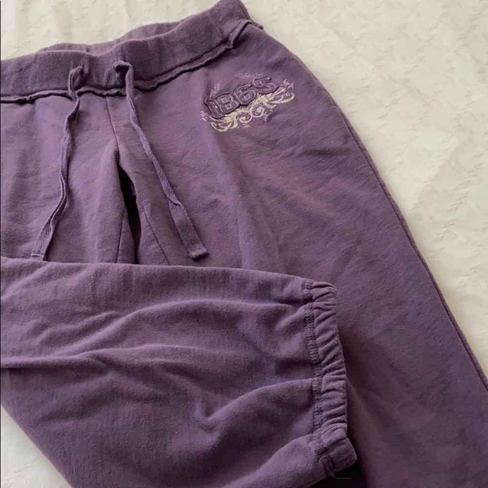 Purple Capri - Picture 3 of 9